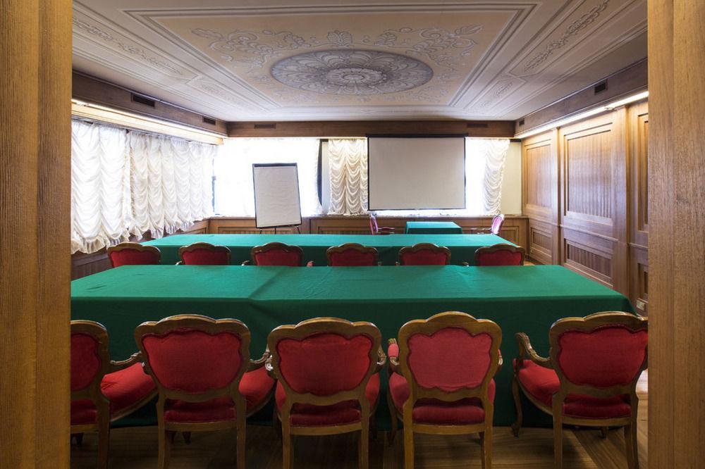 Italia 4* Novara